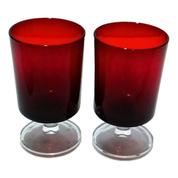 Vintage Cristal D'Arques Set of 2 Ruby Red Cavalier Stemmed Wine Goblets Glasses - Picture 1 of 4